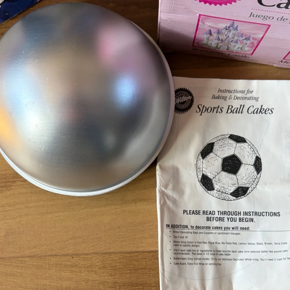Wilton Romantic Castle Cake Set, Sports Ball & Classic Wonder Mold